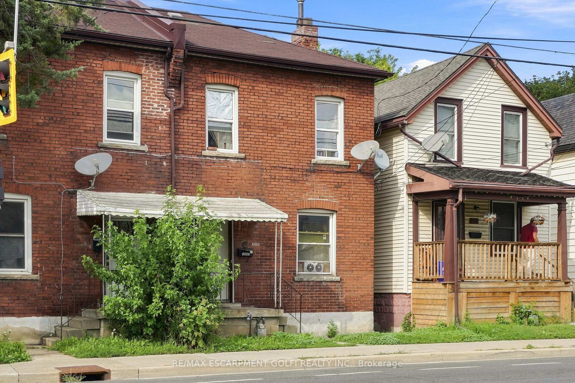 Photo 5 of 1085 Cannon Street E, Hamilton, Crown Point — HOMEH