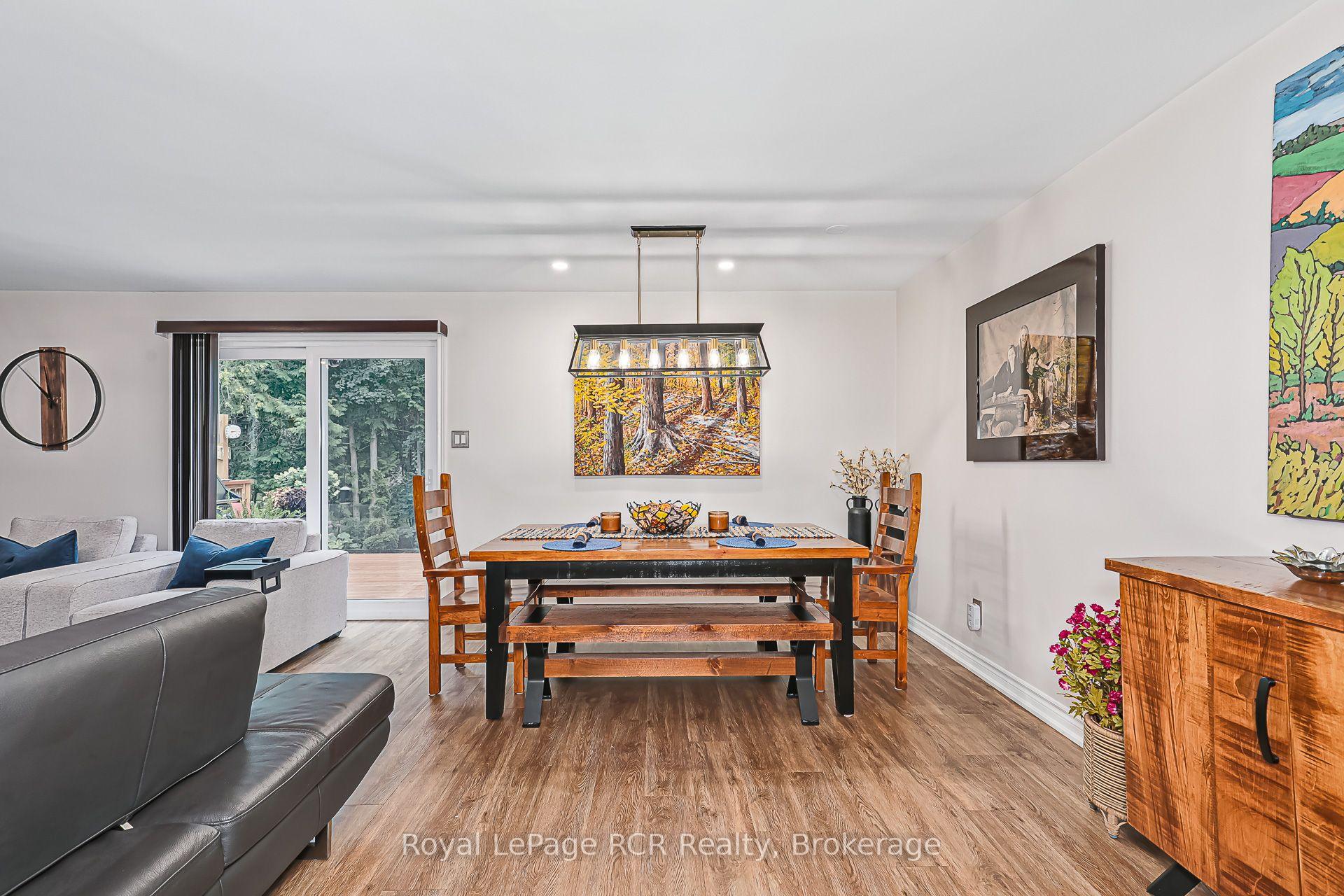 Photo 8 of Unit 406, 12 Dawson Drive, Collingwood — HOMEH