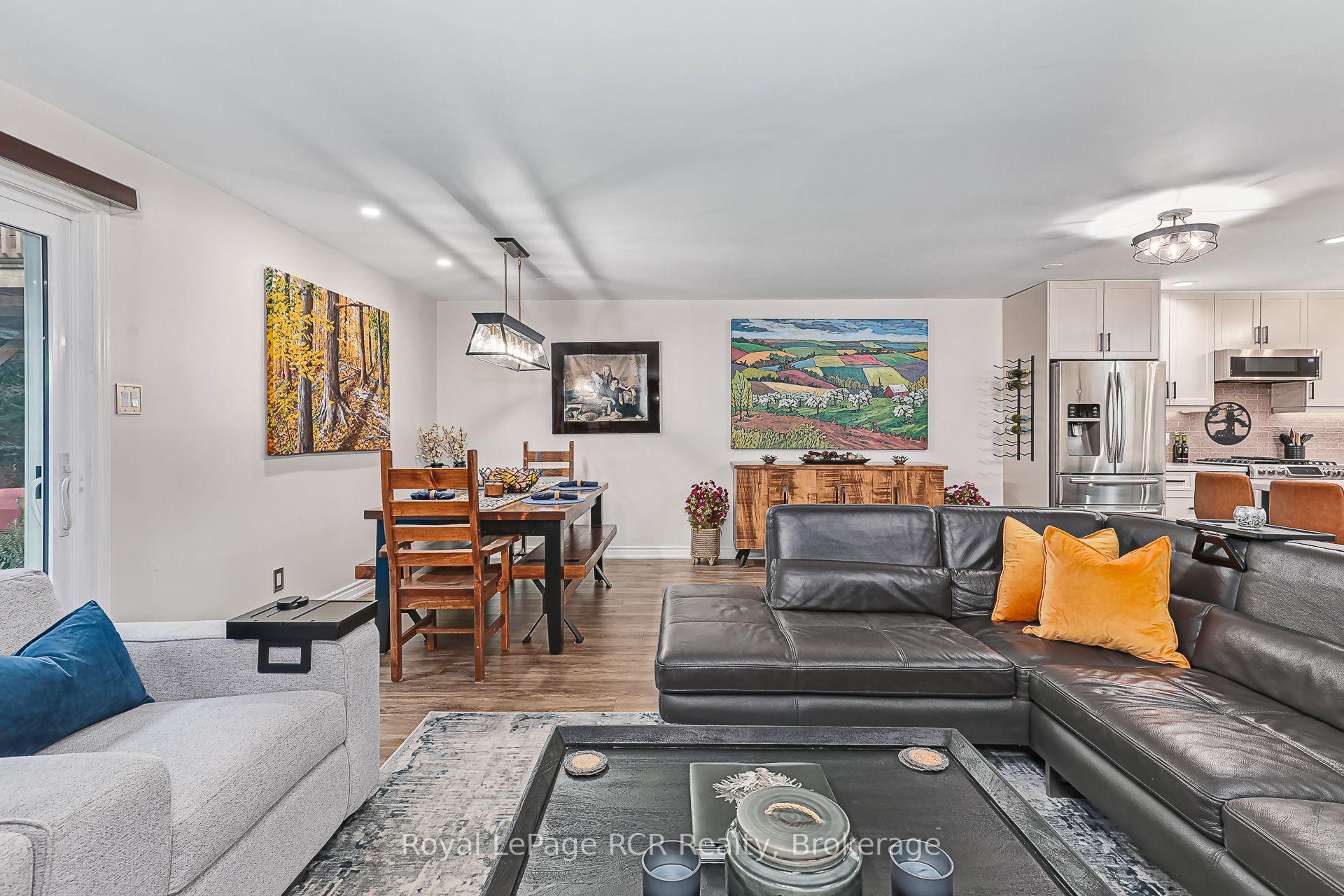Photo 9 of Unit 406, 12 Dawson Drive, Collingwood — HOMEH
