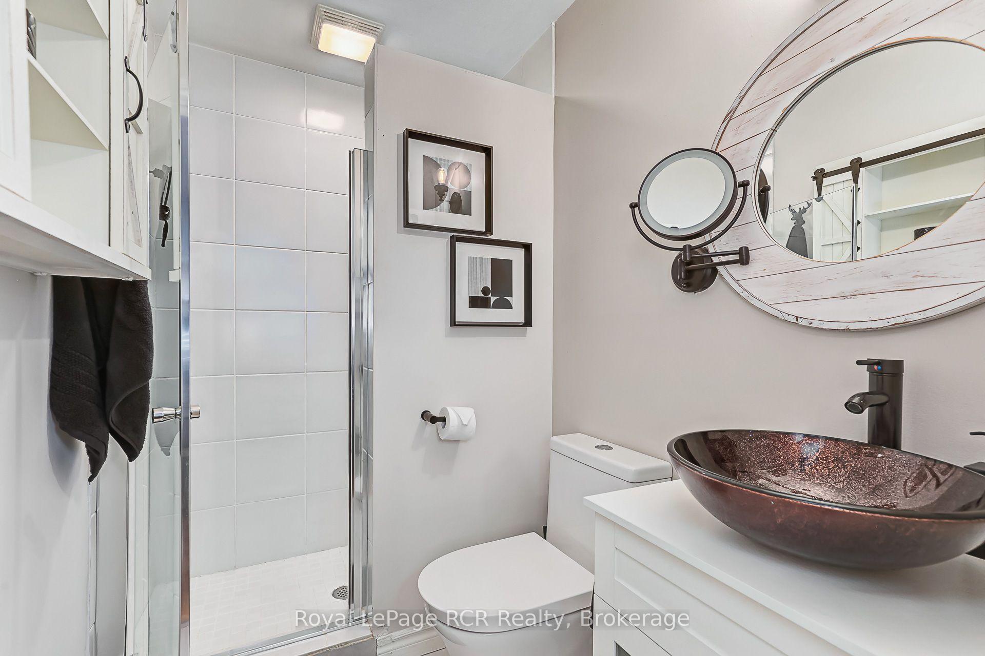 Photo 16 of Unit 406, 12 Dawson Drive, Collingwood — HOMEH