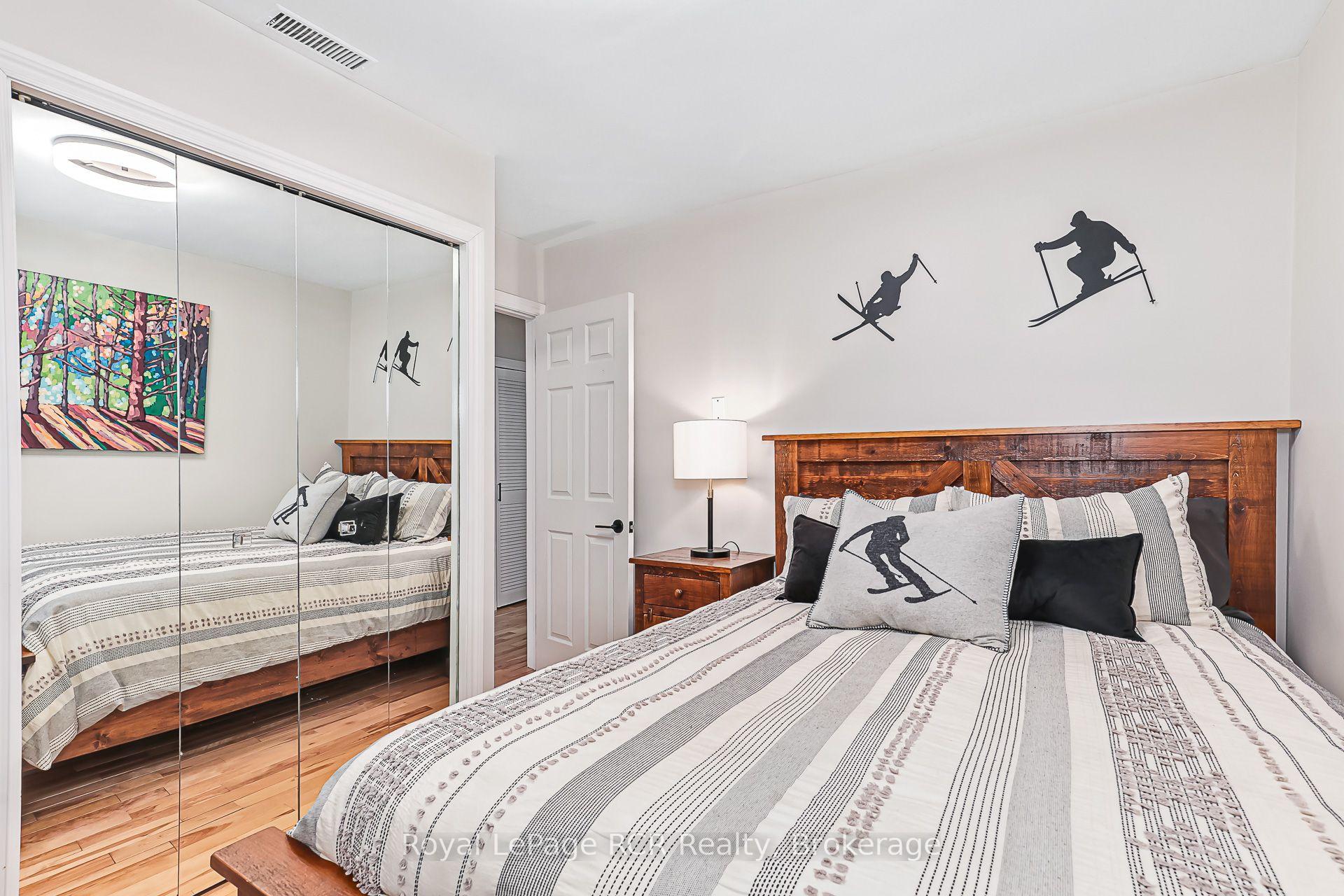 Photo 22 of Unit 406, 12 Dawson Drive, Collingwood — HOMEH