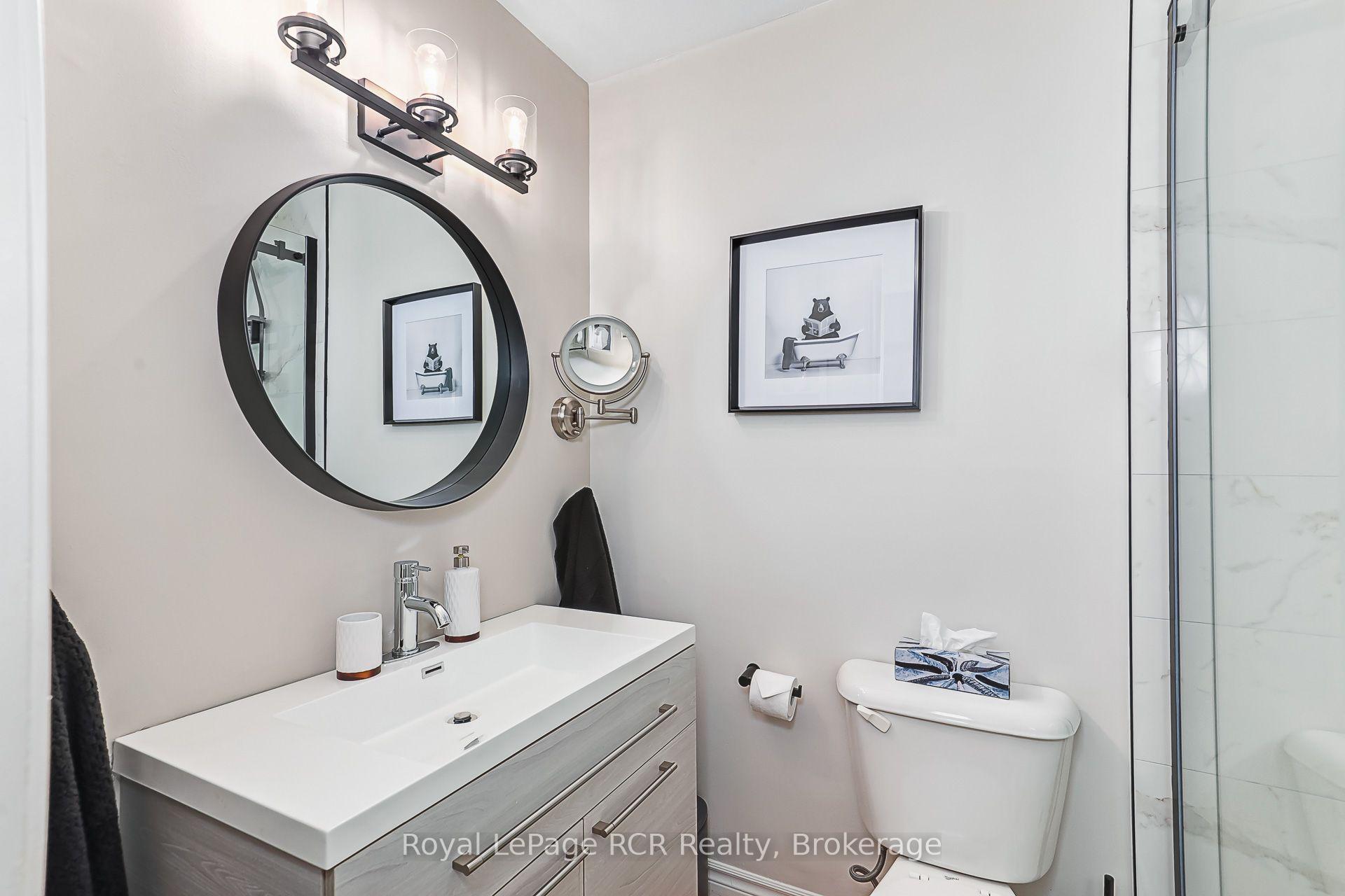 Photo 25 of Unit 406, 12 Dawson Drive, Collingwood — HOMEH