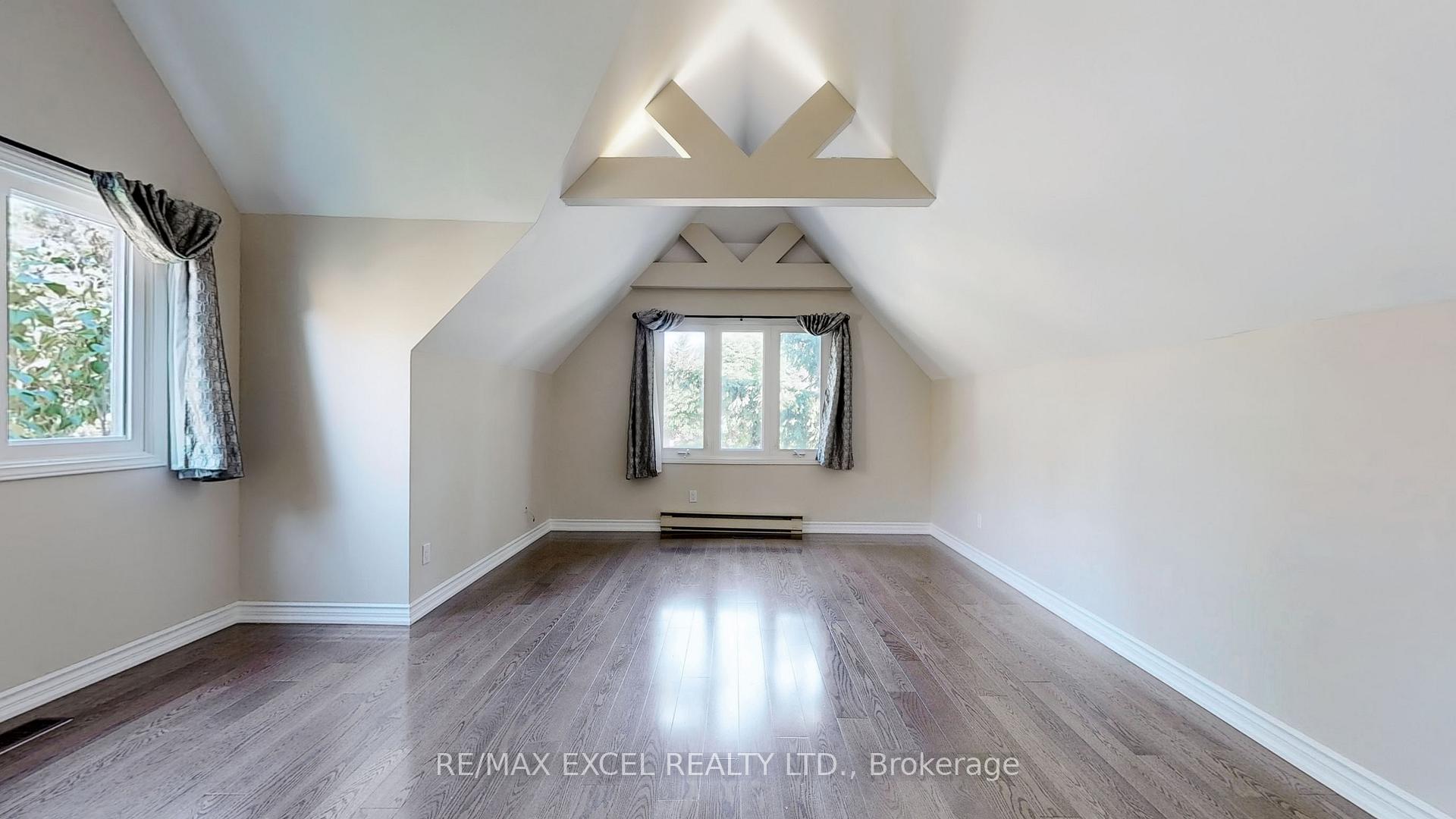 Photo 17 of 10 Alexis Road, Markham, Thornlea — HOMEH