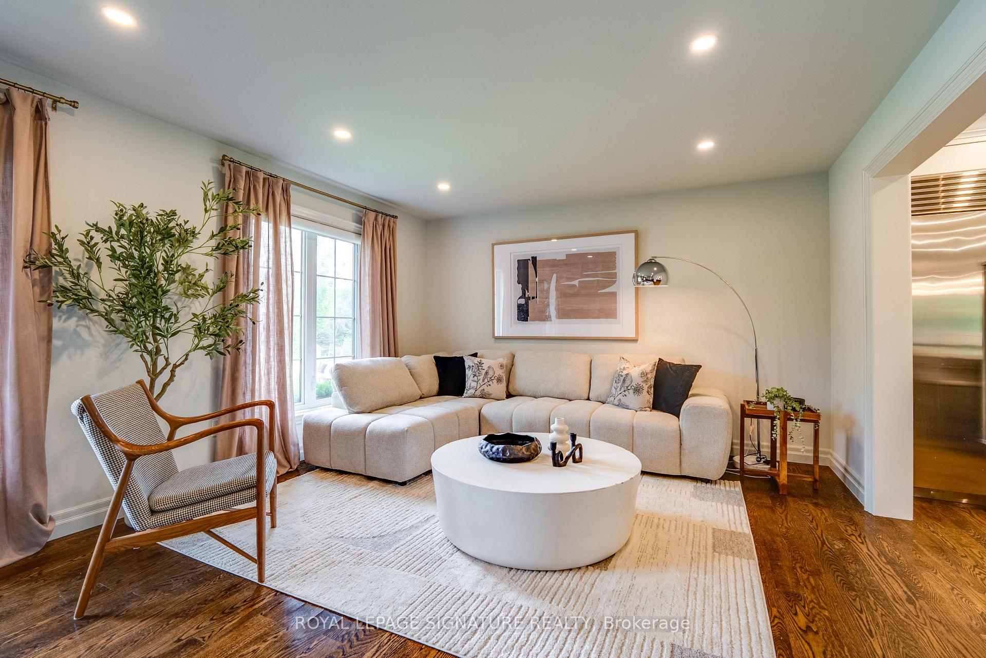 Photo 11 of 33 Campbell Drive, Uxbridge — HOMEH