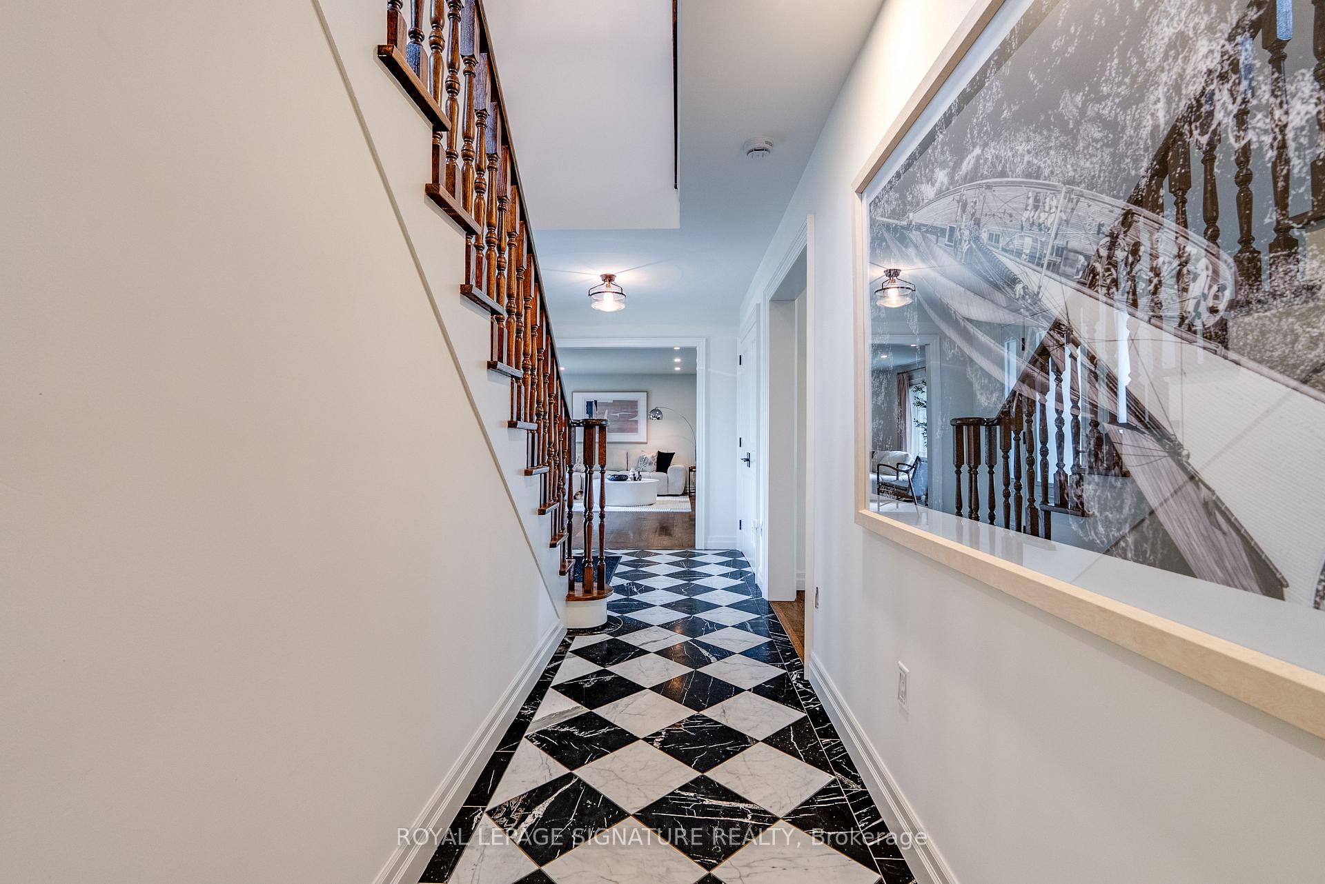 Photo 13 of 33 Campbell Drive, Uxbridge — HOMEH