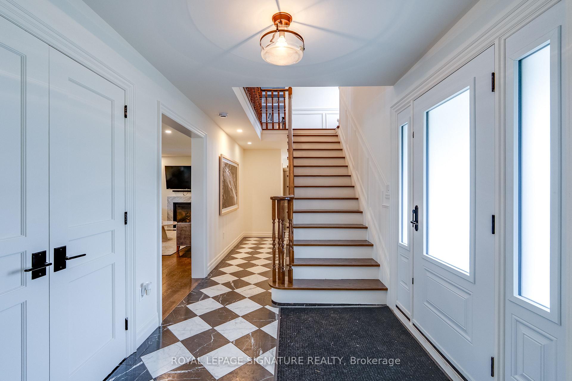Photo 14 of 33 Campbell Drive, Uxbridge — HOMEH