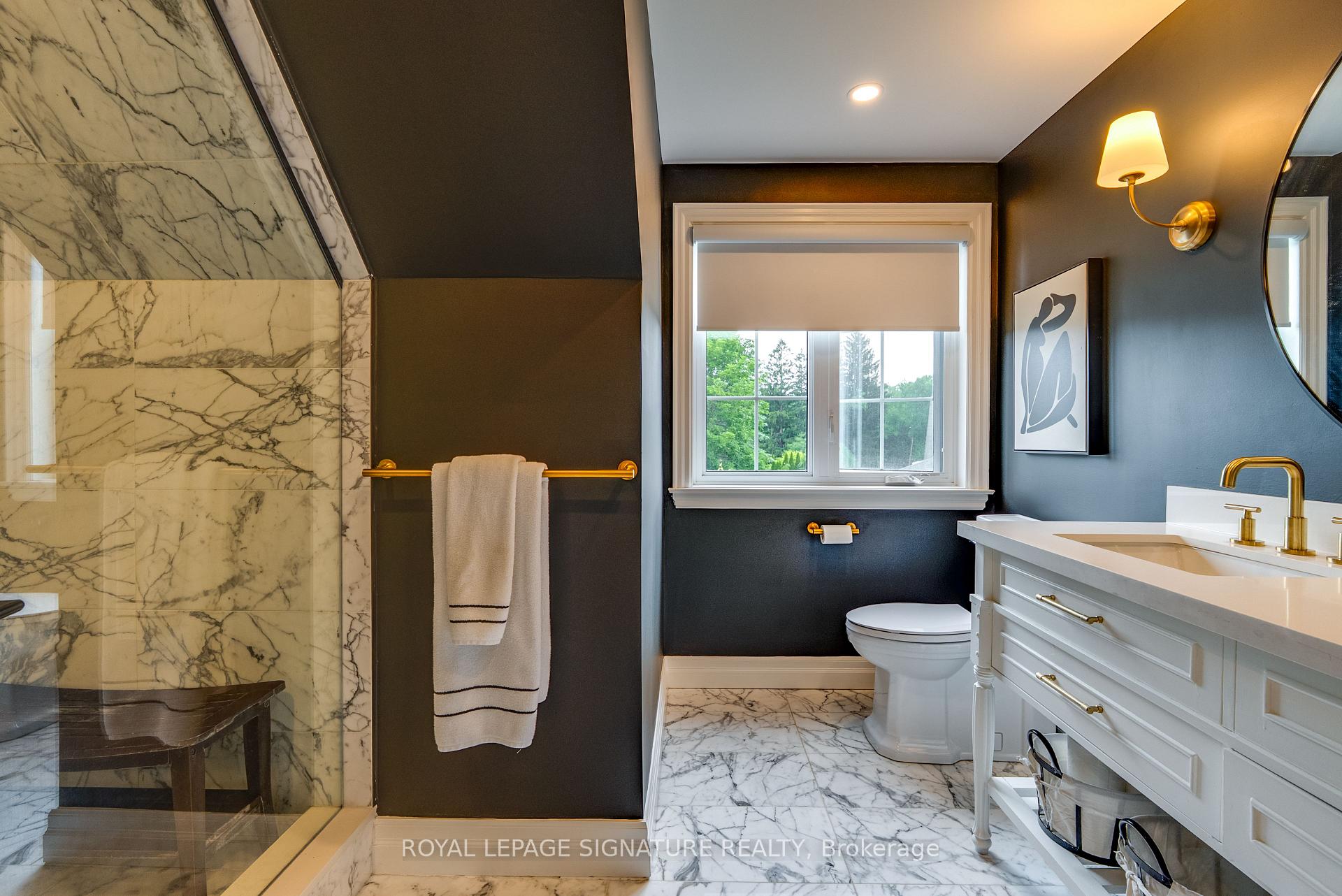 Photo 18 of 33 Campbell Drive, Uxbridge — HOMEH