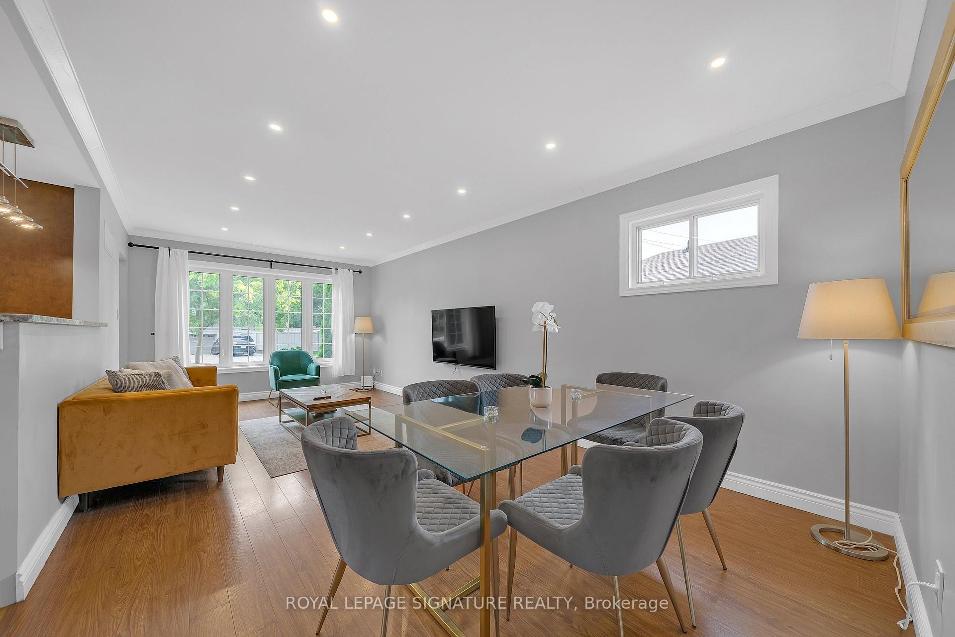 Photo 10 of 118 Rexleigh Drive, Toronto, O'Connor-Parkview — HOMEH