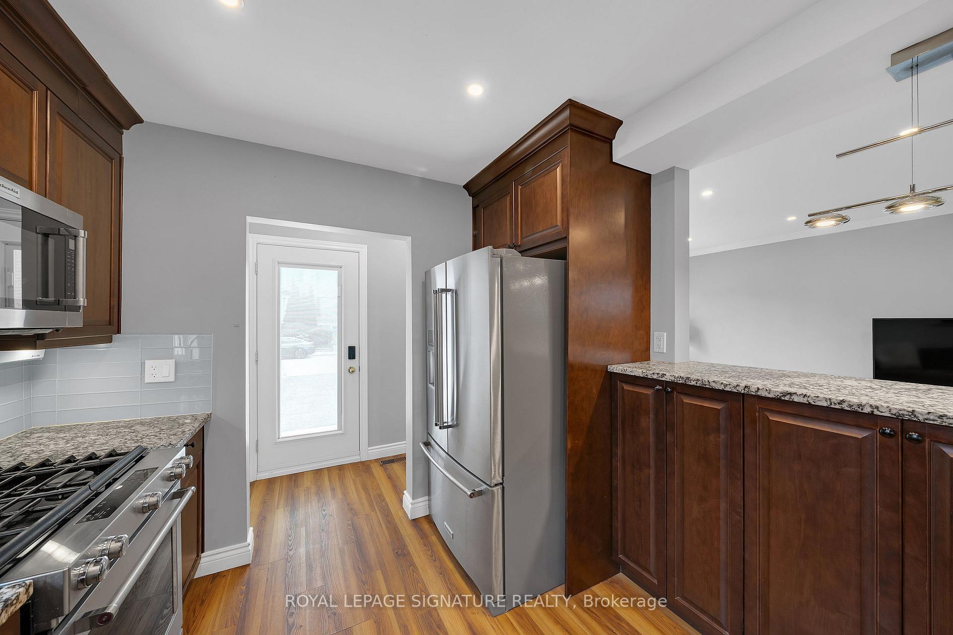 Photo 16 of 118 Rexleigh Drive, Toronto, O'Connor-Parkview — HOMEH