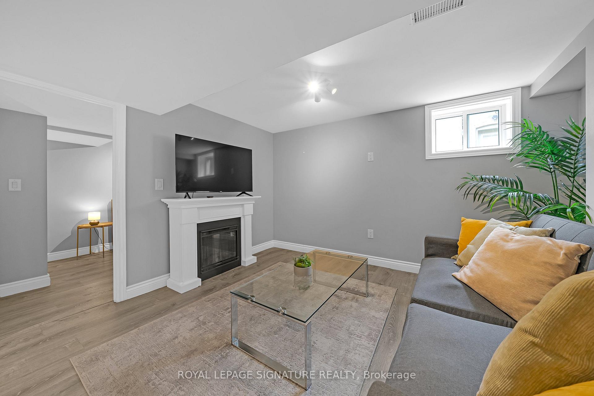 Photo 31 of 118 Rexleigh Drive, Toronto, O'Connor-Parkview — HOMEH