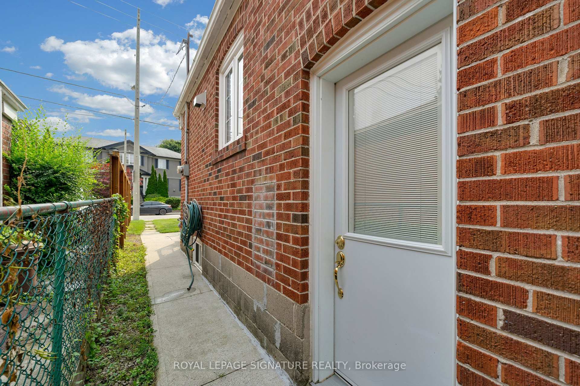 Photo 44 of 118 Rexleigh Drive, Toronto, O'Connor-Parkview — HOMEH