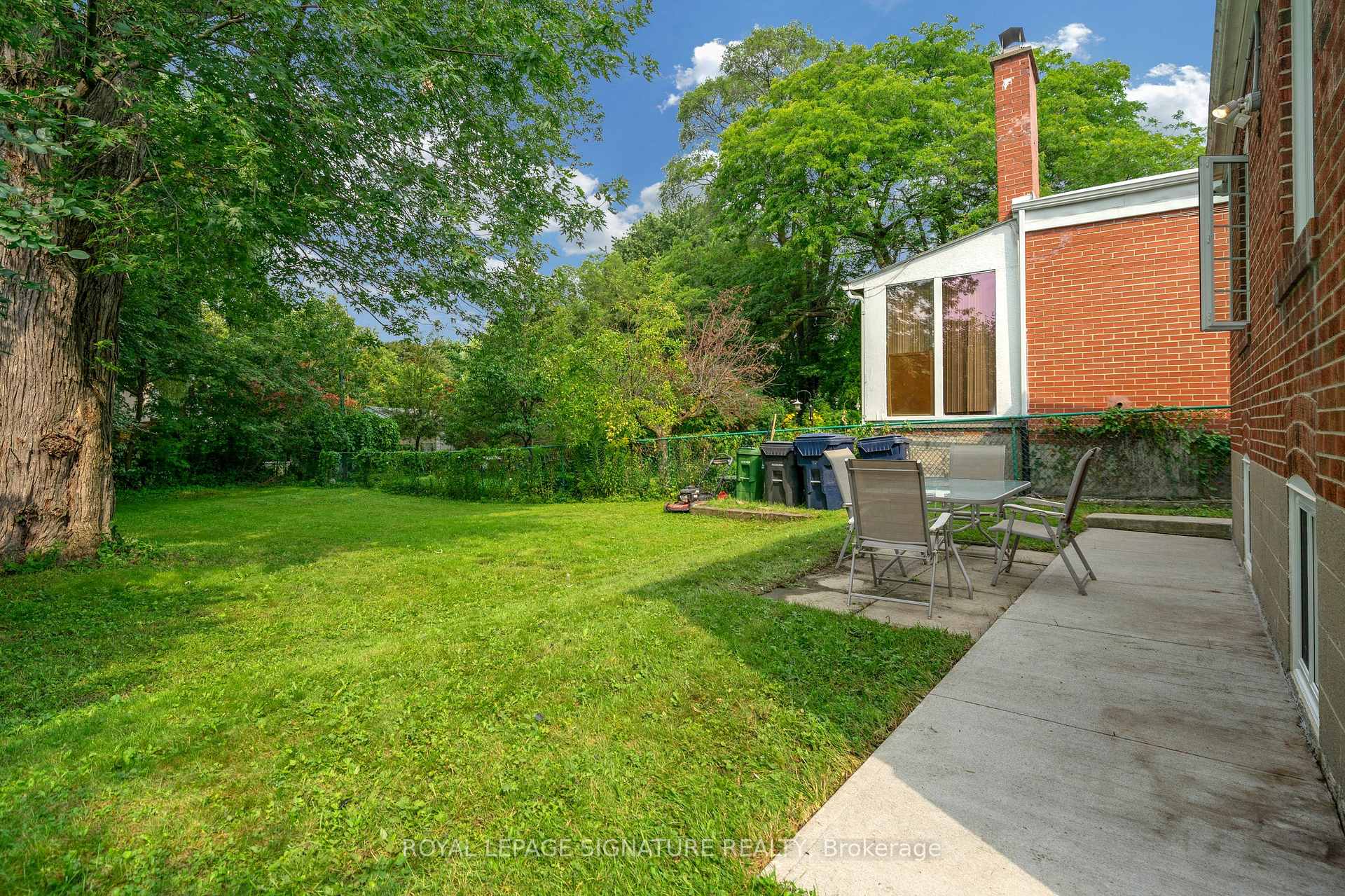 Photo 45 of 118 Rexleigh Drive, Toronto, O'Connor-Parkview — HOMEH