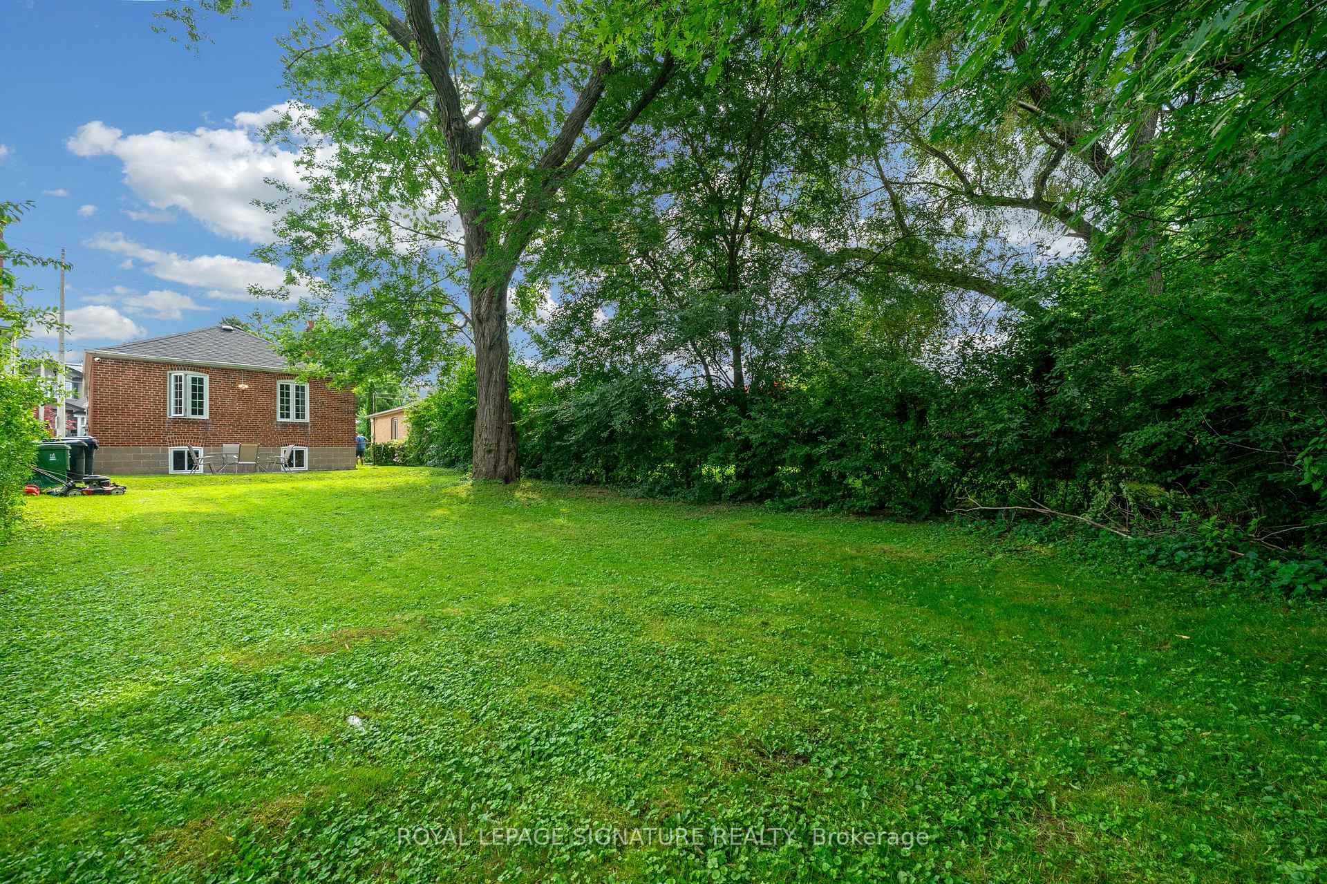Photo 48 of 118 Rexleigh Drive, Toronto, O'Connor-Parkview — HOMEH