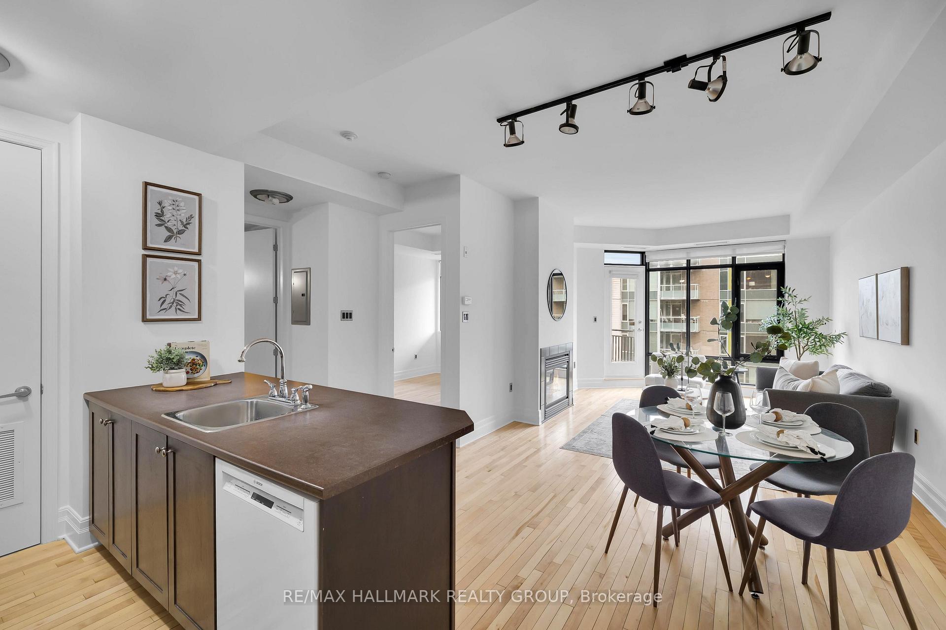 Photo 7 of Unit 705, 420 Berkley Avenue, Ottawa, Westboro West — HOMEH