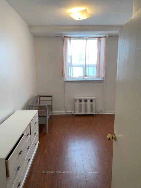 Photo 5 of Unit 1, 53 Kirknewton Road, Toronto, Caledonia-Fairbank — HOMEH