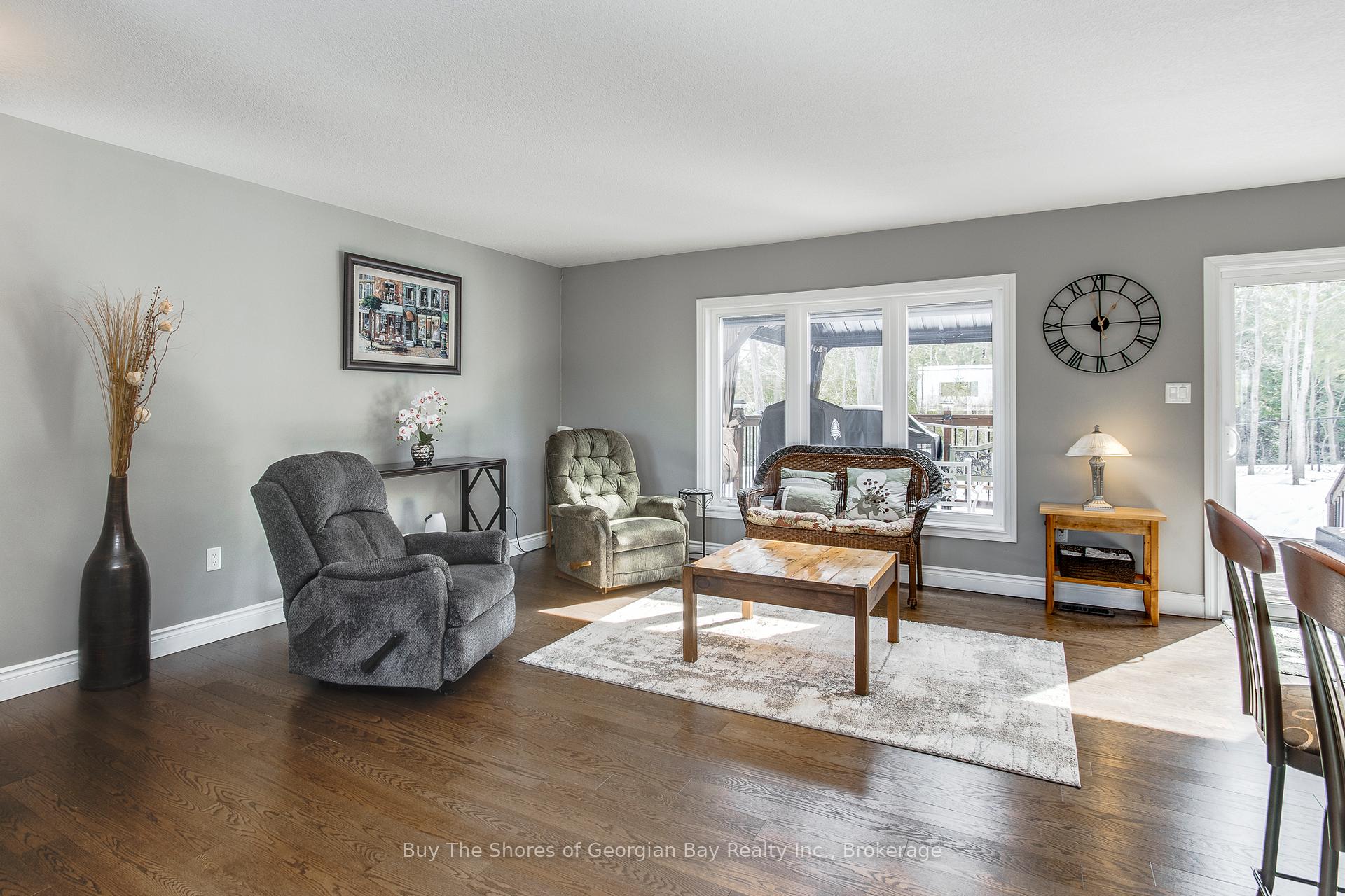 Photo 4 of 11 Ralph Dalton Boulevard, Tay, Victoria Harbour — HOMEH