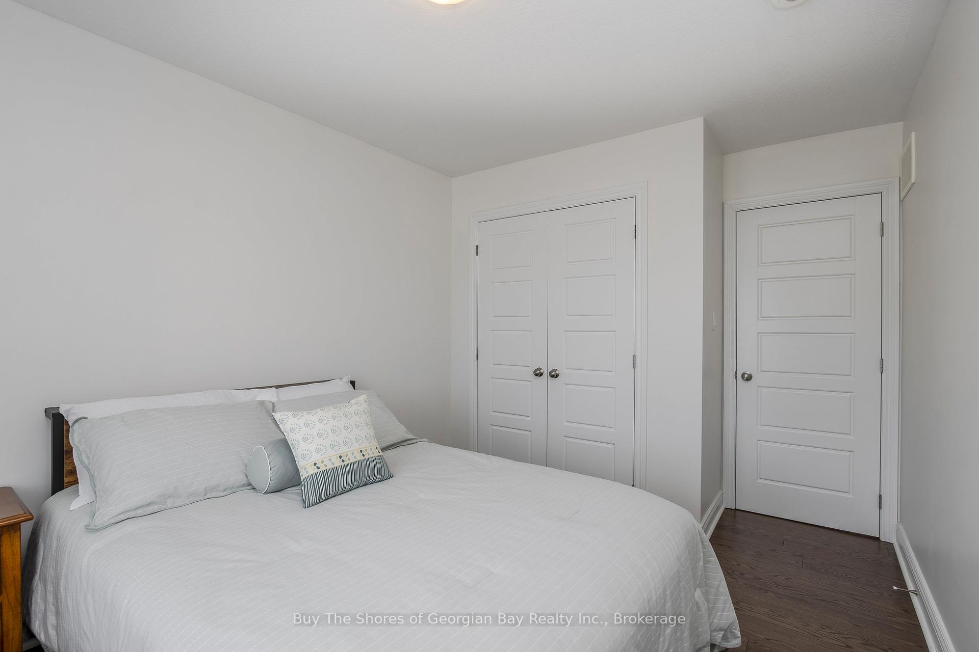 Photo 17 of 11 Ralph Dalton Boulevard, Tay, Victoria Harbour — HOMEH