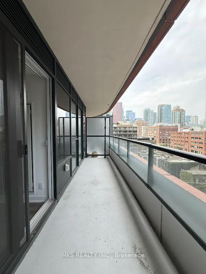 Photo 11 of Unit 918, 180 Front Street E, Toronto, Moss Park — HOMEH