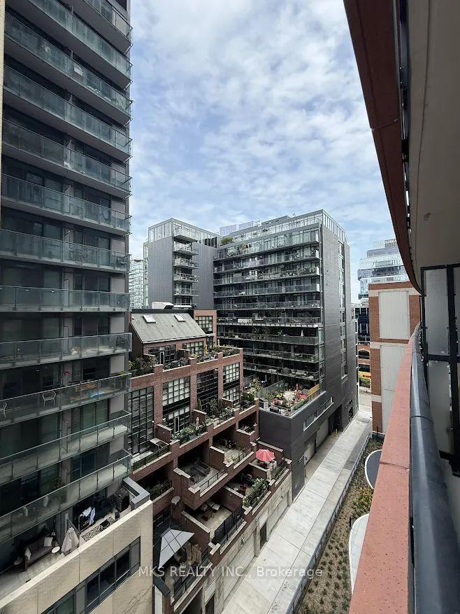 Photo 13 of Unit 918, 180 Front Street E, Toronto, Moss Park — HOMEH