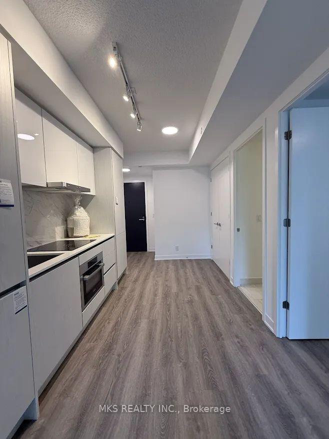 Photo 6 of Unit 701, 180 Front Street E, Toronto, Moss Park — HOMEH
