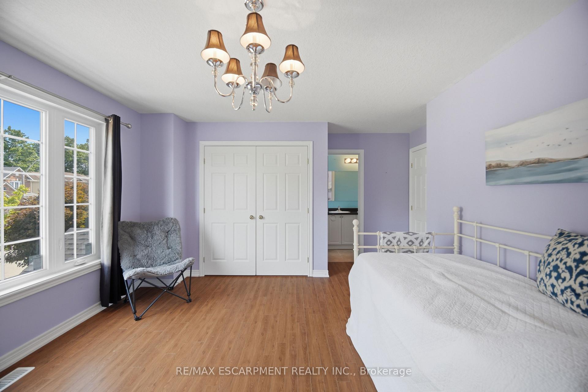 Photo 27 of 40 Sunnycroft Court, Hamilton, Waterdown — HOMEH