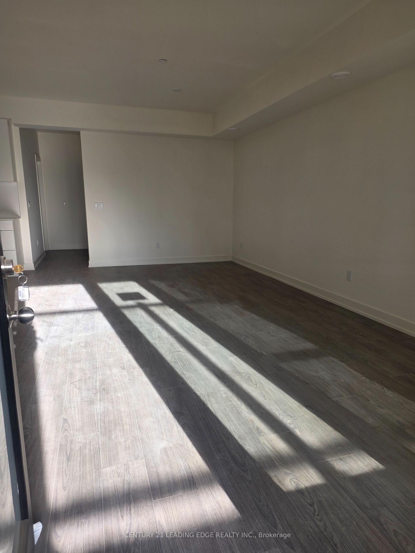 Photo 6 of Unit 102C, 16 Melbourne Avenue, St. Catharines, E. Chester — HOMEH