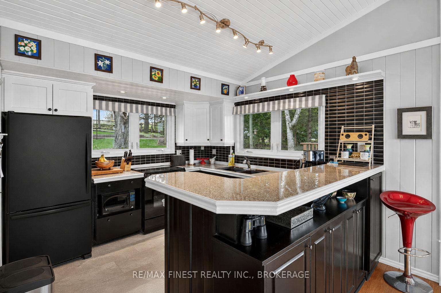 Photo 6 of 77 Hickory Lane, Greater Napanee, Greater Napanee — HOMEH