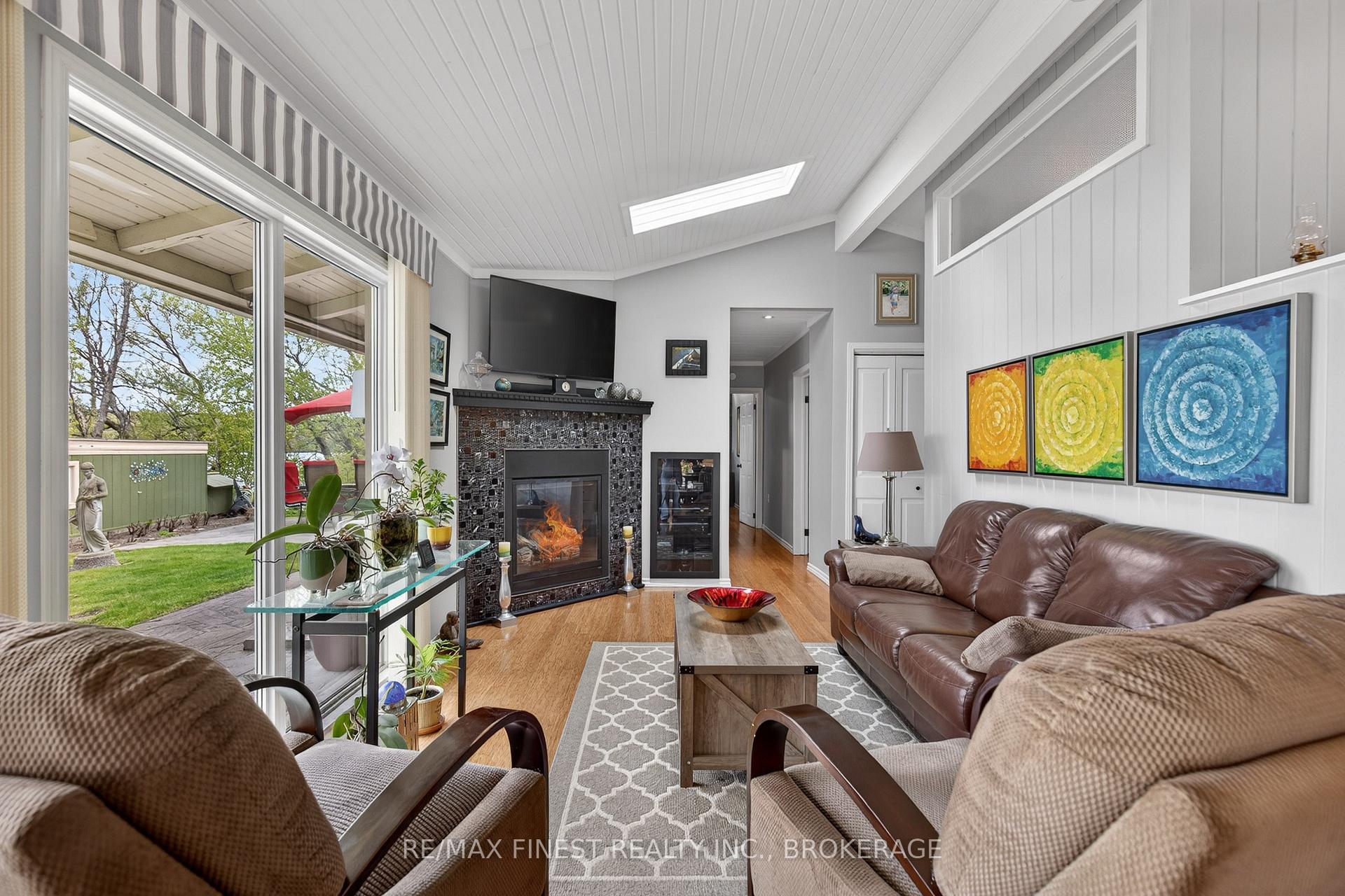 Photo 8 of 77 Hickory Lane, Greater Napanee, Greater Napanee — HOMEH