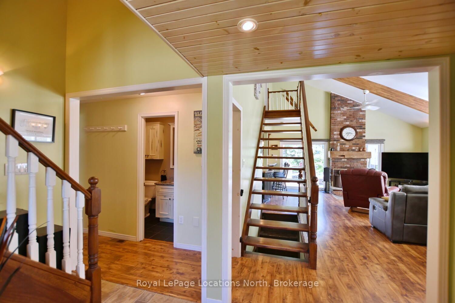 Photo 7 of 154 Carmichael Crescent, Blue Mountains — HOMEH
