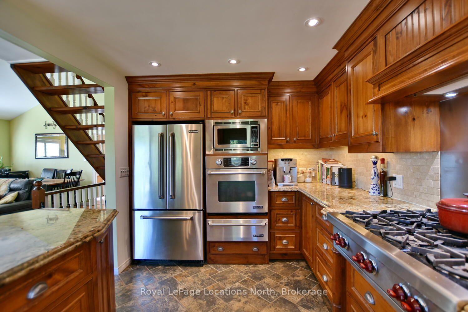 Photo 17 of 154 Carmichael Crescent, Blue Mountains — HOMEH