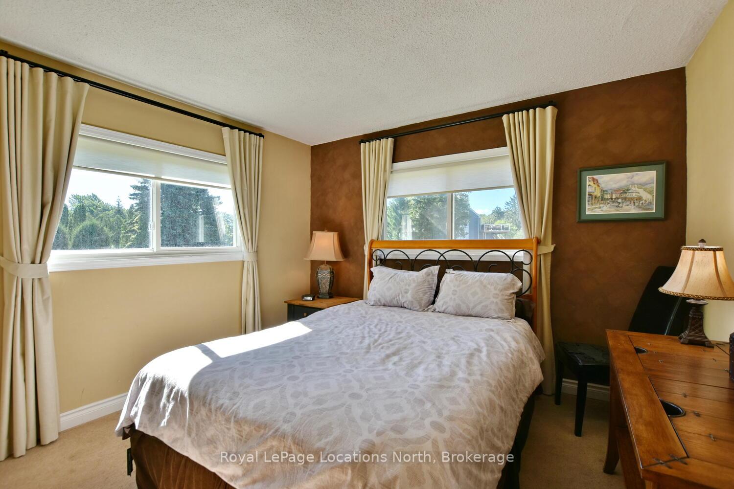 Photo 21 of 154 Carmichael Crescent, Blue Mountains — HOMEH
