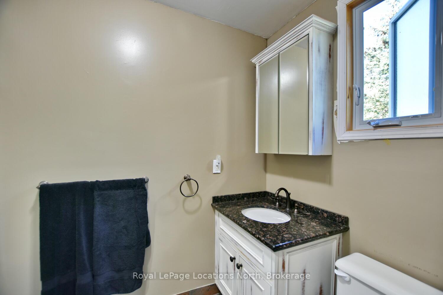 Photo 32 of 154 Carmichael Crescent, Blue Mountains — HOMEH