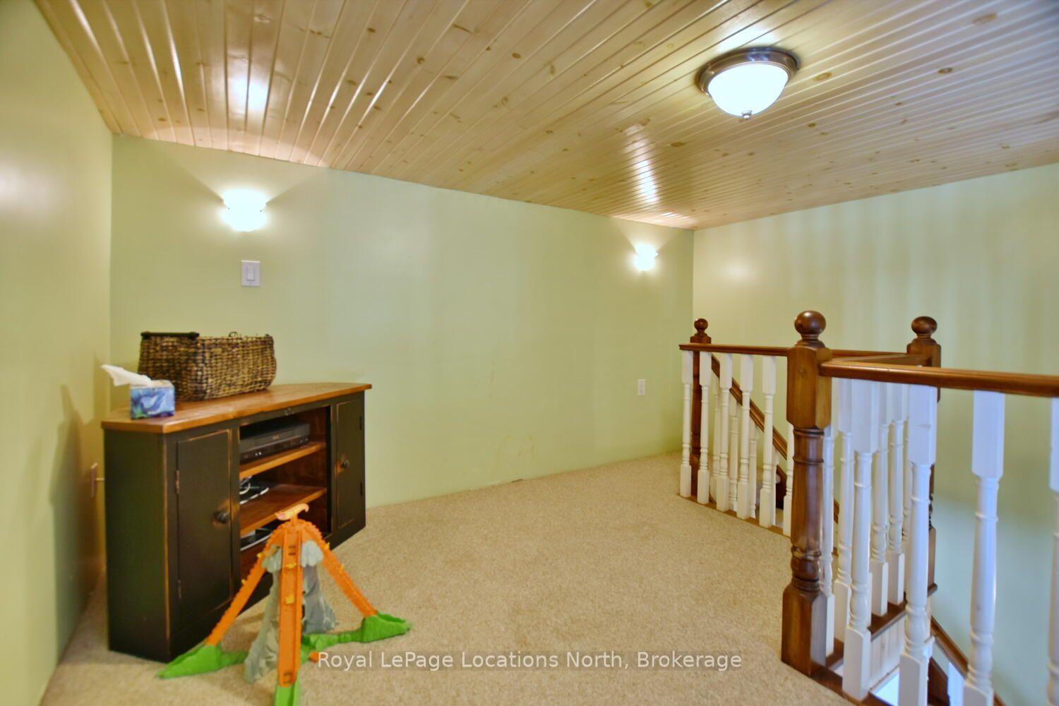 Photo 35 of 154 Carmichael Crescent, Blue Mountains — HOMEH