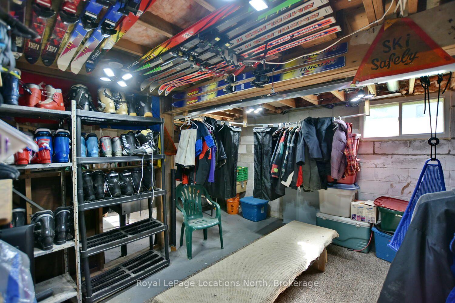 Photo 46 of 154 Carmichael Crescent, Blue Mountains — HOMEH