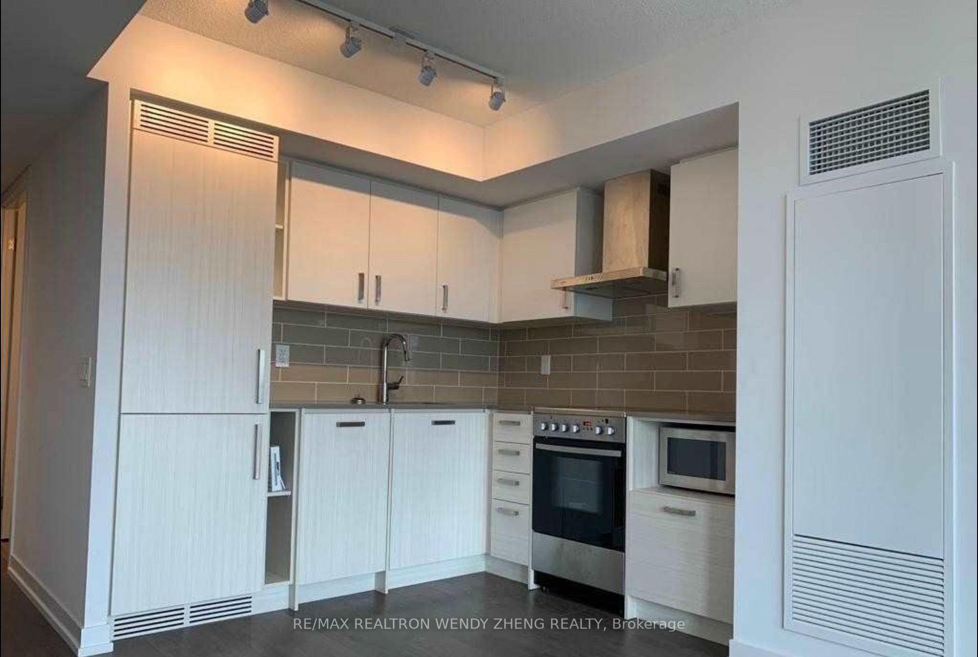 Photo 15 of Unit 1812, 125 Redpath Avenue, Toronto, Mount Pleasant West — HOMEH