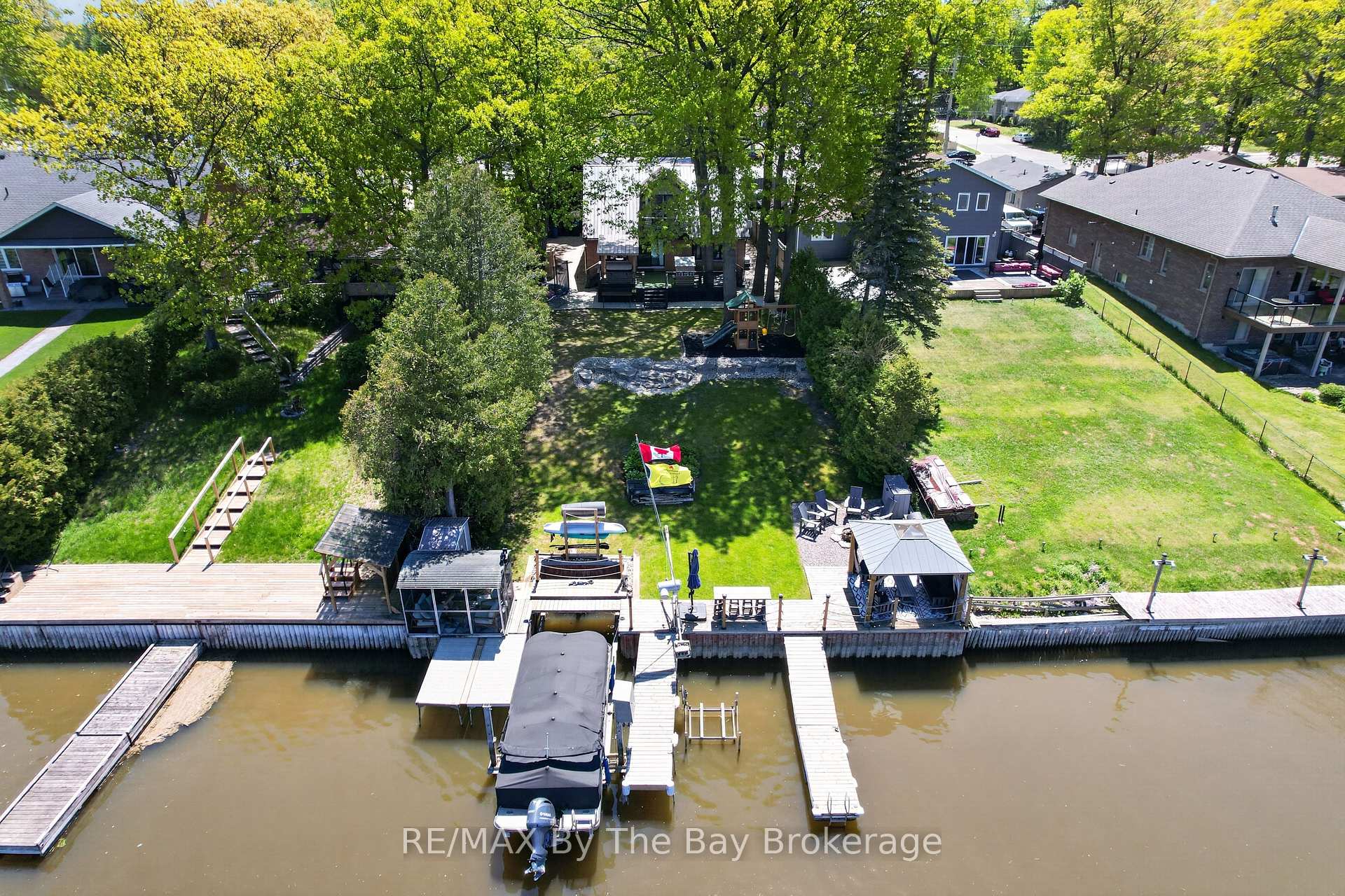Photo 1 of 1416 River Road W, Wasaga Beach — HOMEH