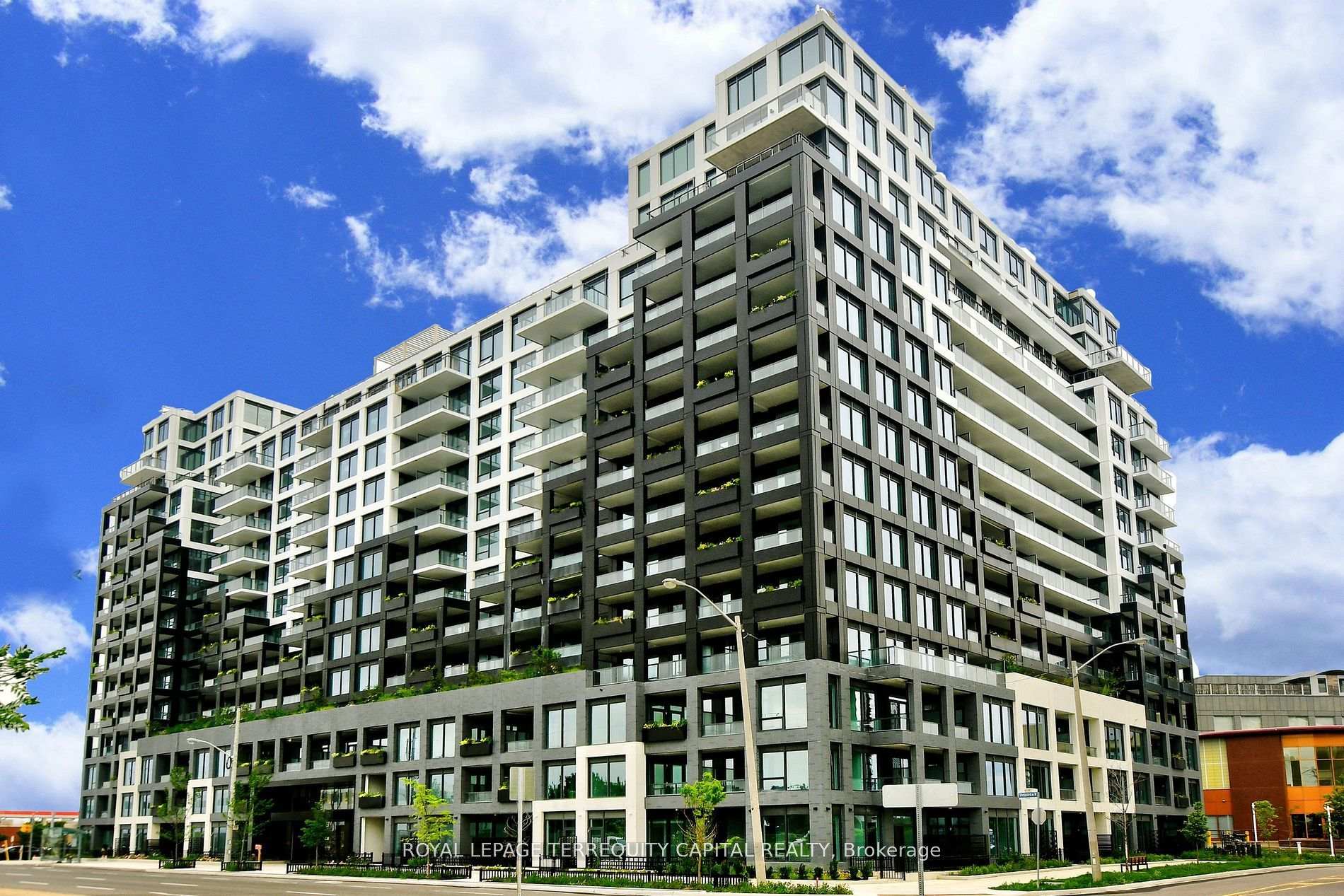 Front of Unit 706, 1100 Sheppard Avenue W