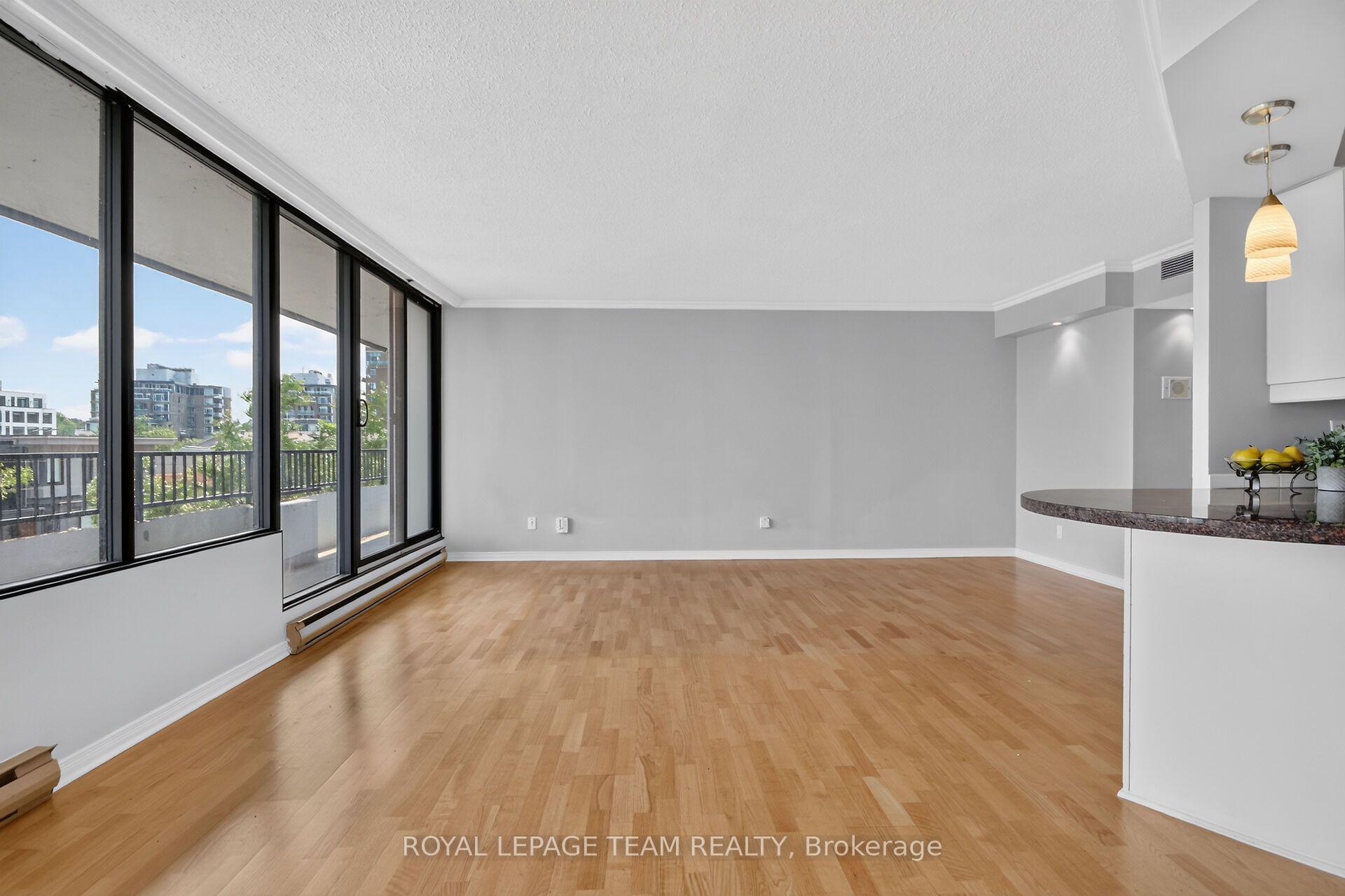 Photo 11 of Unit 405, 370 Dominion Avenue, Ottawa, Westboro West — HOMEH