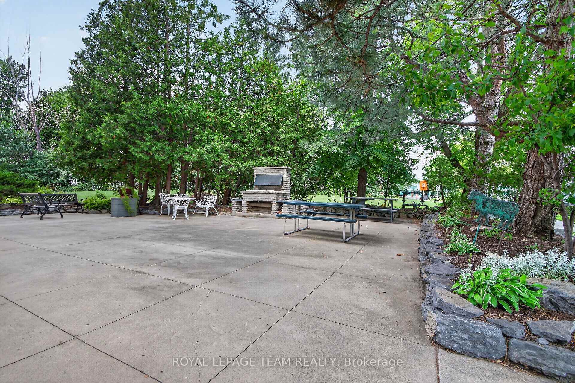 Photo 45 of Unit 405, 370 Dominion Avenue, Ottawa, Westboro West — HOMEH