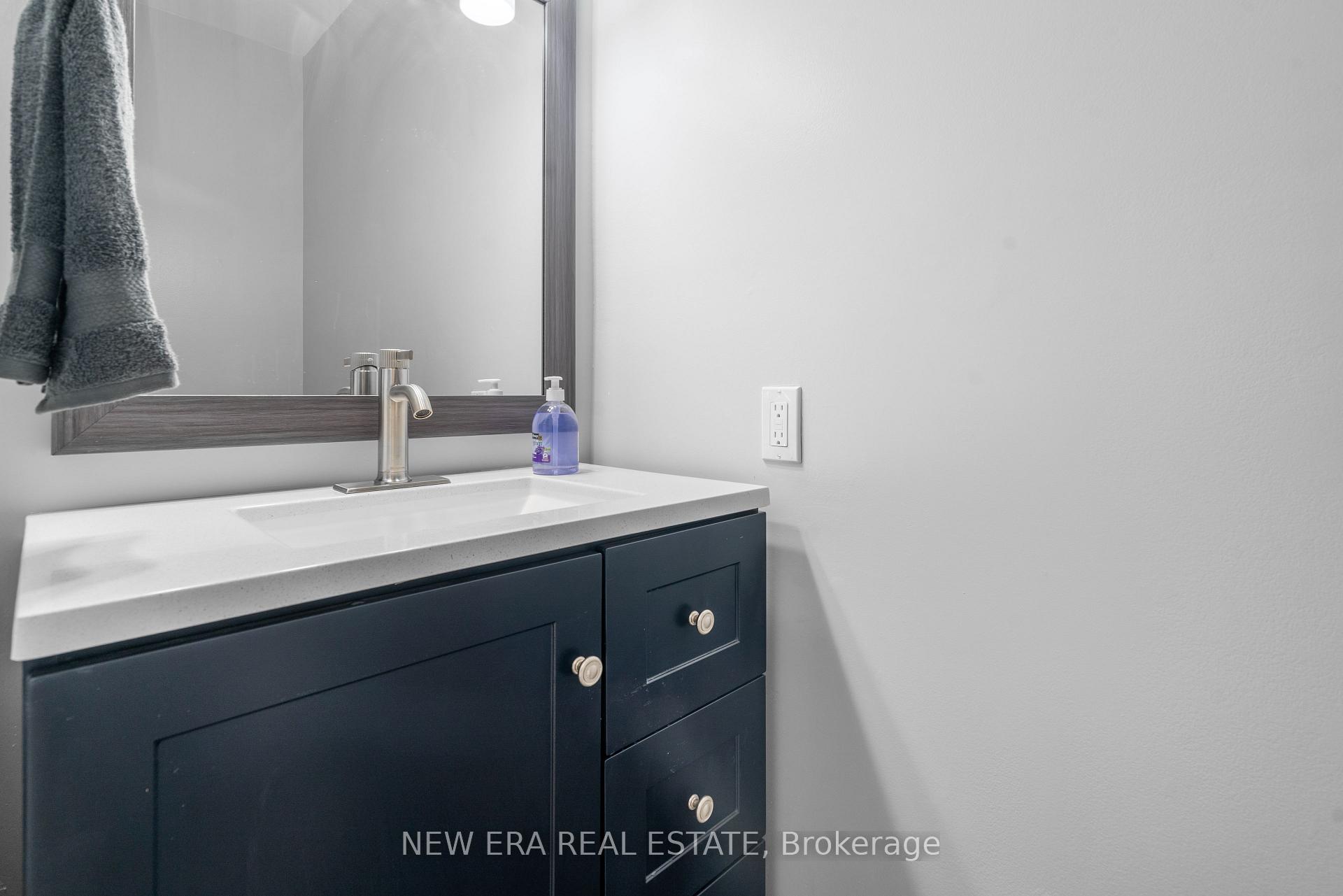 Photo 14 of Unit 6, 2440 Bromsgrove Road, Mississauga, Clarkson — HOMEH
