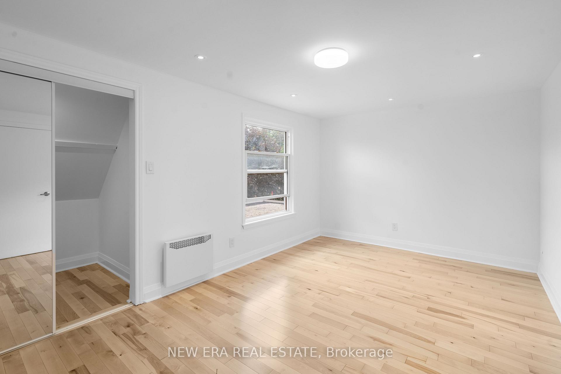 Photo 17 of Unit 6, 2440 Bromsgrove Road, Mississauga, Clarkson — HOMEH