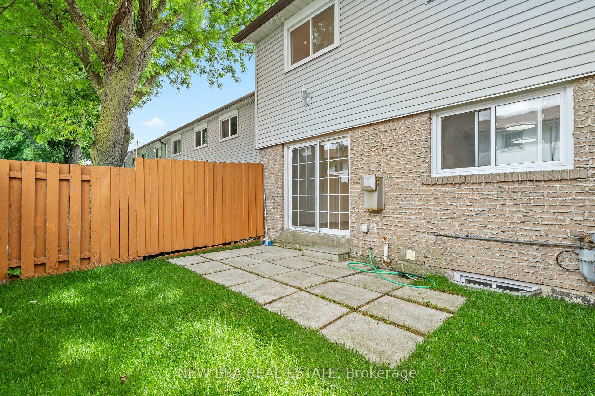 Photo 29 of Unit 6, 2440 Bromsgrove Road, Mississauga, Clarkson — HOMEH