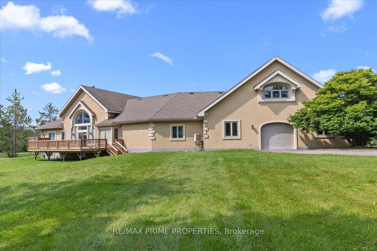 Photo 3 of 1435 Shalom Street, Ottawa, Cumberland Ridge — HOMEH
