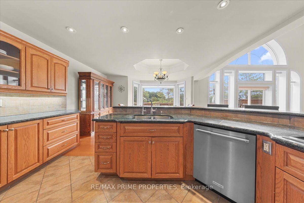 Photo 12 of 1435 Shalom Street, Ottawa, Cumberland Ridge — HOMEH