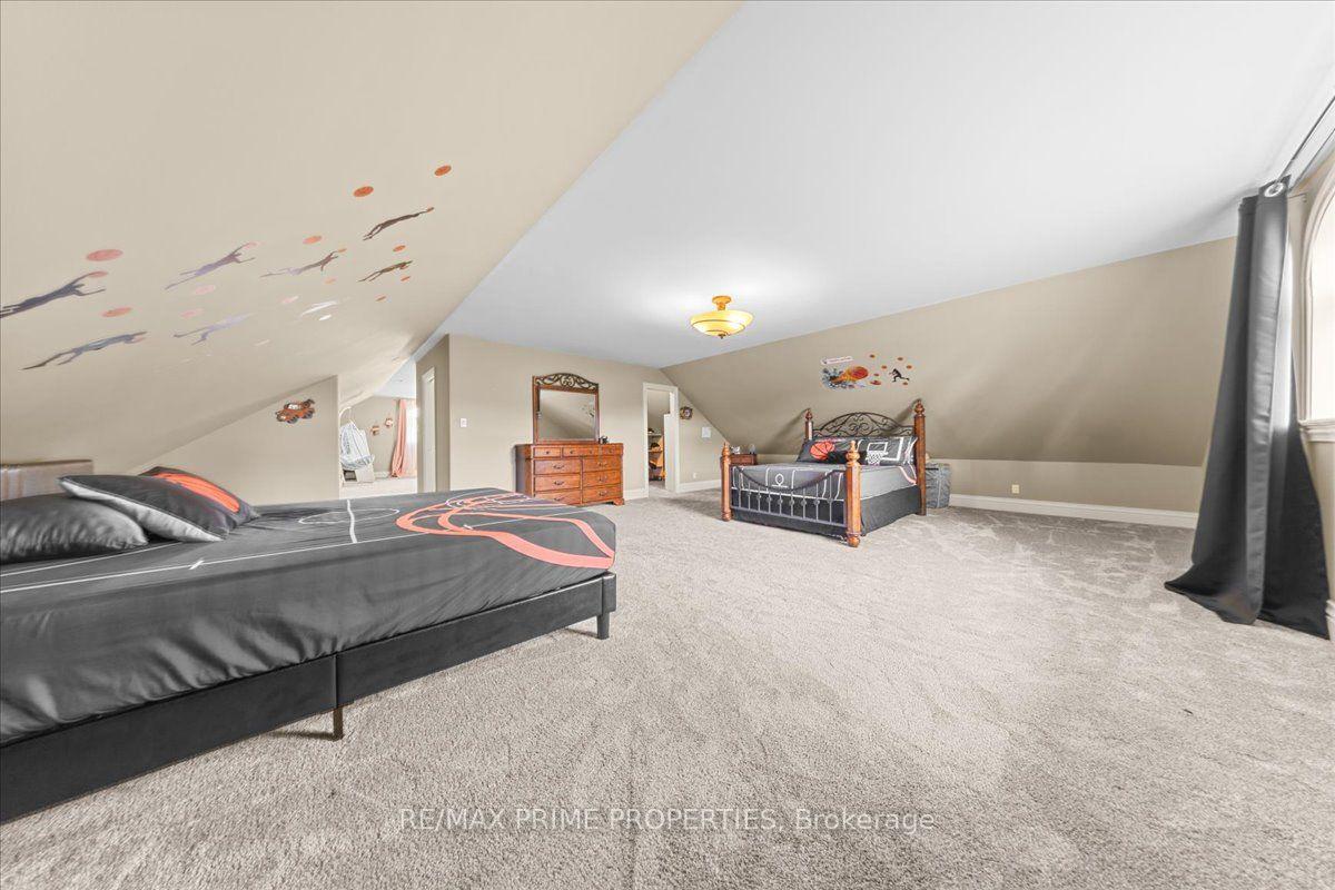 Photo 35 of 1435 Shalom Street, Ottawa, Cumberland Ridge — HOMEH