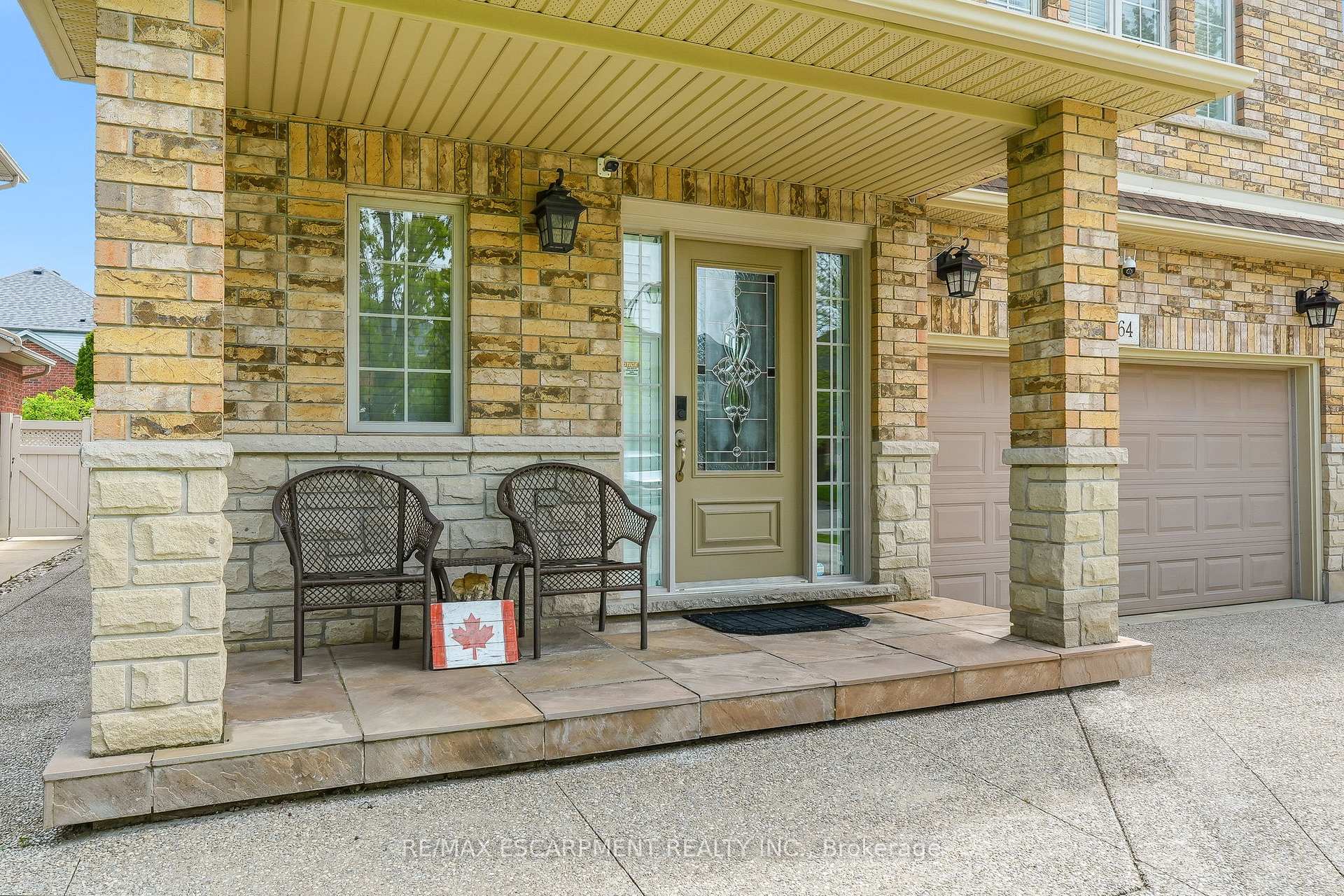 Photo 3 of 64 Wilbur Drive, Hamilton, Binbrook — HOMEH