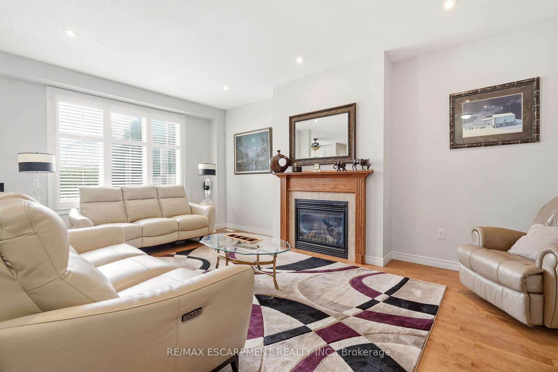 Photo 7 of 64 Wilbur Drive, Hamilton, Binbrook — HOMEH