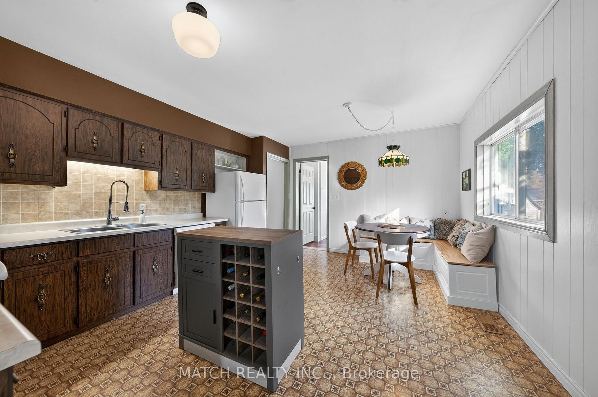 Photo 10 of 45 Oxley Drive, Chatham-Kent, Chatham — HOMEH