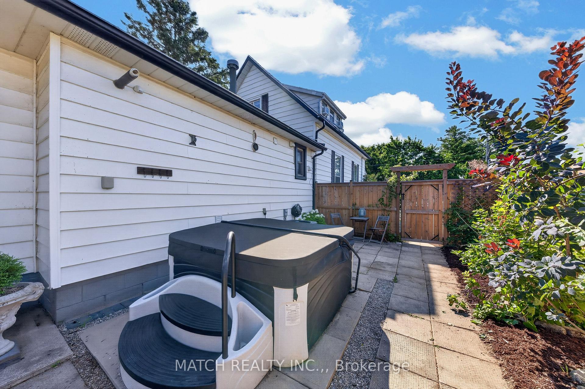 Photo 49 of 45 Oxley Drive, Chatham-Kent, Chatham — HOMEH