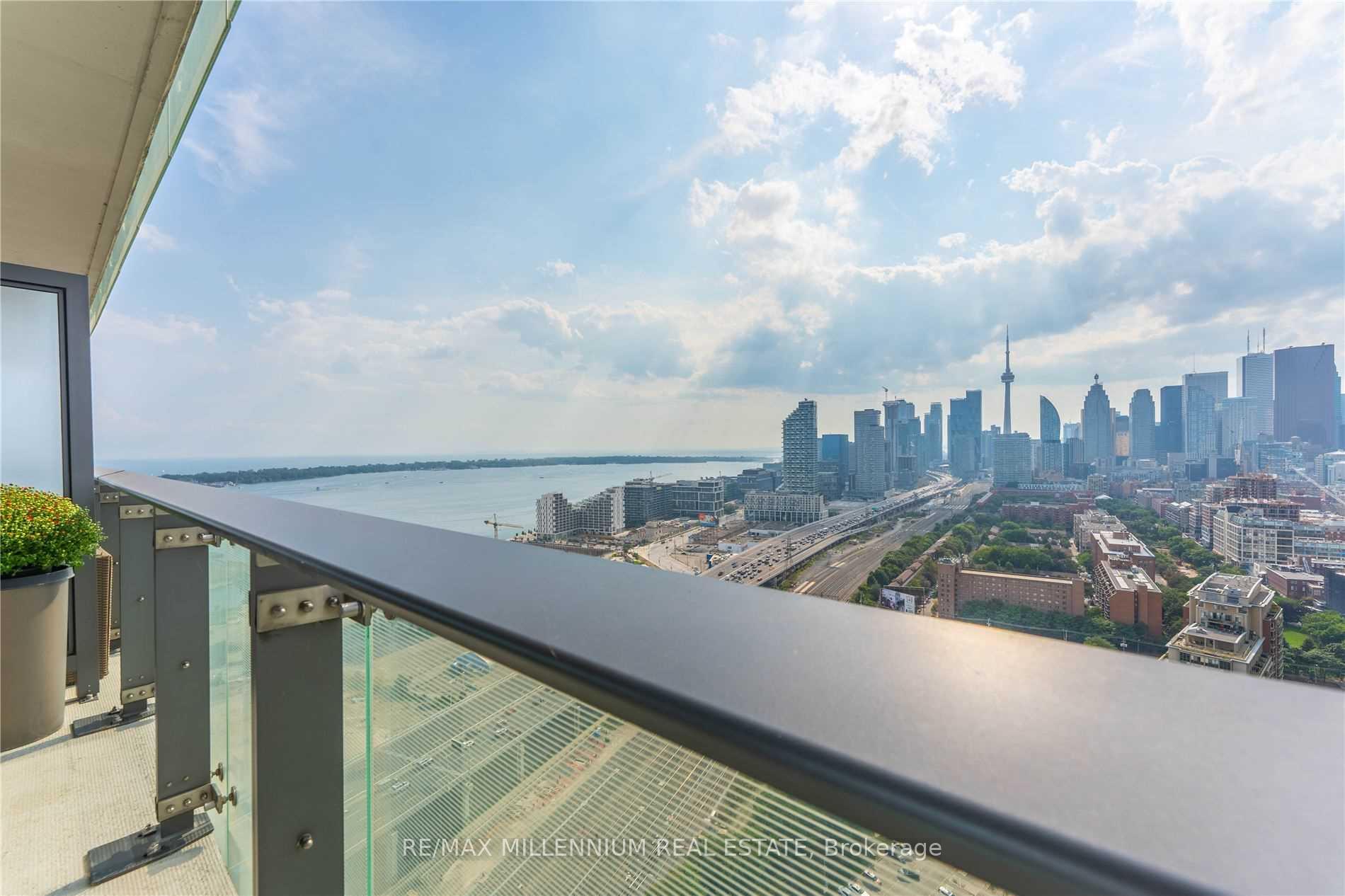 Photo 12 of Unit 3108, 70 Distillery Lane, Toronto, Waterfront Communities — HOMEH